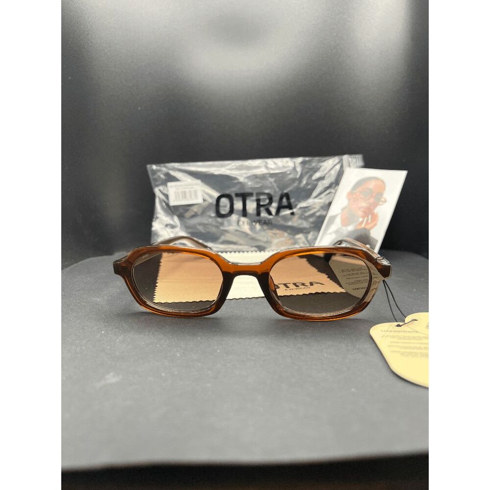 New! Otra Abby Transparent Maple Frames Brown Fade Lenses Sunglasses